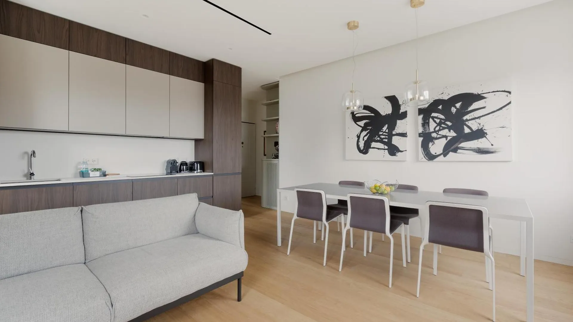 Brera Apartments In Missori Milano